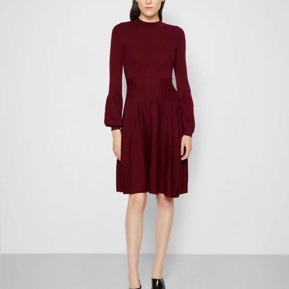 Diane Von Furstenberg Dillan Knit Midi Dress Size Medium in Cabernet NWT - Picture 2 of 14